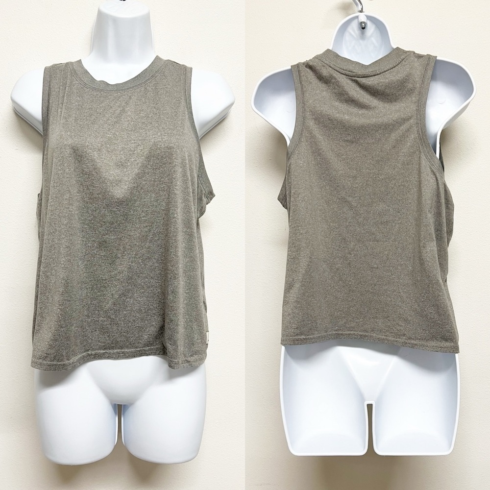 vuori womens heathered gray light weight ultra soft technical knit energy tank